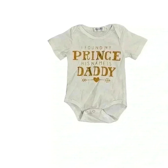 I Found My Prince His Name Is Daddy - Baby Girl Size 80 (12m)Small Stain see pic - Picture 1 of 4